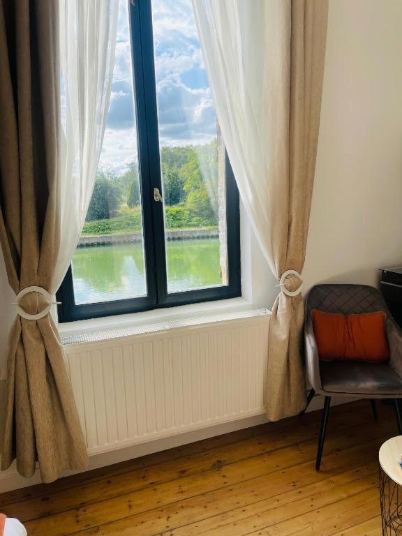 Maison "Au Fil De L'Eau" Douai Eksteriør bilde